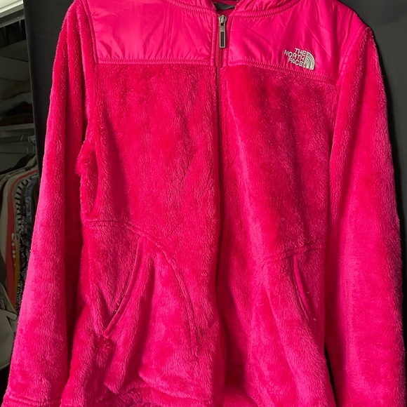 North face - Picture 3 of 3